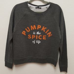 Love peace & lazy days sweater  size ( M)